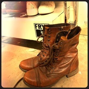 Steve Madden Troopa Boots